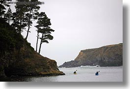 images/California/Mendocino/Coastline/kayaks-in-lagoon-1.jpg