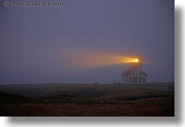 images/California/Mendocino/Lighthouse/Dusk/lighthouse-horizontal-at-dusk-1.jpg