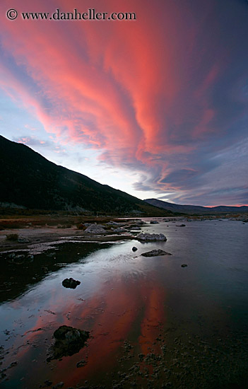 mono-lake-lenticular-sunset-1.jpg