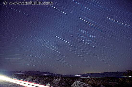 nipton-1hr-star-trails.jpg