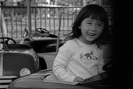 child-driving-cars-01.jpg