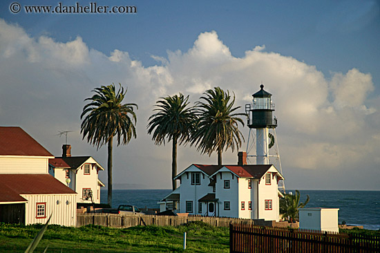 lighthouse-n-palm_trees.jpg