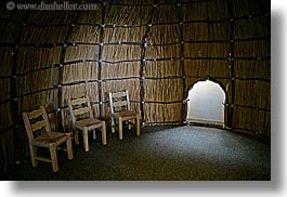 images/California/SanDiego/Museum/straw-hut-n-chairs.jpg