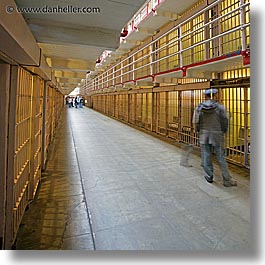 images/California/SanFrancisco/Alcatraz/jail-cells-4.jpg