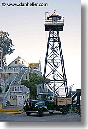 images/California/SanFrancisco/Alcatraz/old-truck-watch-tower.jpg