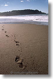 images/California/SanFrancisco/Beaches/footprints-sand-2.jpg