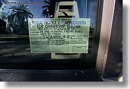 images/California/SanFrancisco/Buildings/DeYoungMuseum/owership-change-sign.jpg