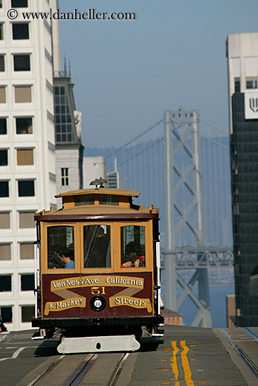 cable_car-calif-str-bay_bridge-4.jpg