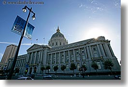 images/California/SanFrancisco/CityHall/city_hall-n-banners-1.jpg
