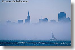 images/California/SanFrancisco/Cityscape/sailboat-fog-sf-skyline.jpg