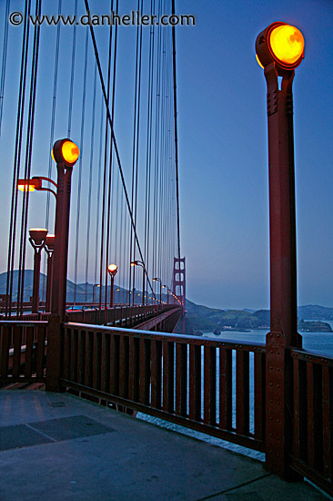 ggb-lampposts-11.jpg