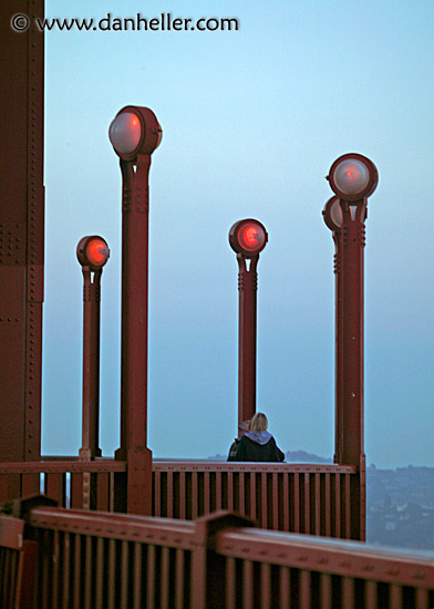 ggb-lampposts-3.jpg