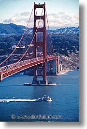 images/California/SanFrancisco/GoldenGate/ggb-ferry.jpg