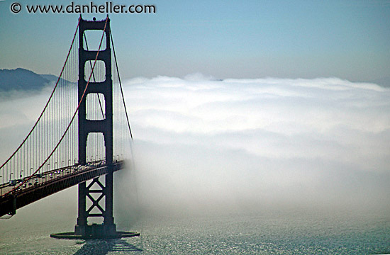 ggb-half-fog-1.jpg