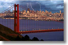 images/California/SanFrancisco/GoldenGate/ggb-lightning.jpg