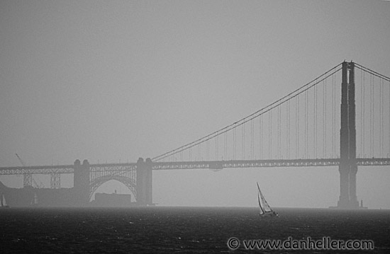 ggb-sailboat-bw.jpg