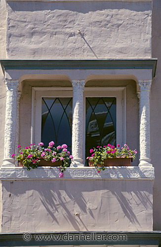 window01.jpg