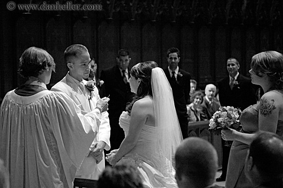 ceremony-34-bw.jpg