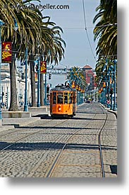 images/California/SanFrancisco/Misc/embarcadero-tram-2.jpg