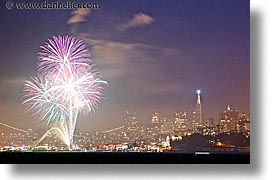 images/California/SanFrancisco/Nite/Fireworks/sf-downtown-fireworks-1.jpg