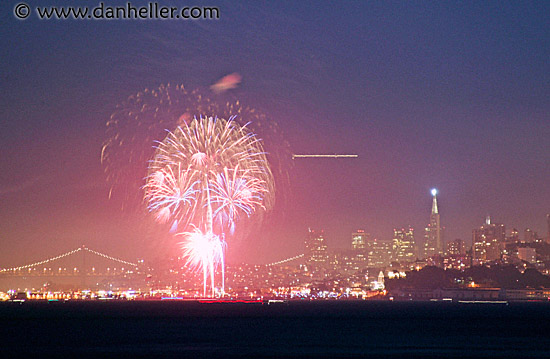 sf-downtown-fireworks-3.jpg