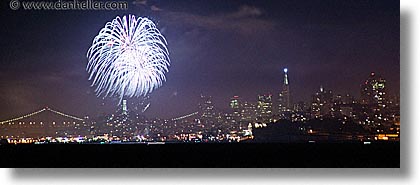 images/California/SanFrancisco/Nite/Fireworks/sf-downtown-fireworks-pano-2.jpg