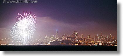 images/California/SanFrancisco/Nite/Fireworks/sf-downtown-fireworks-pano-3.jpg