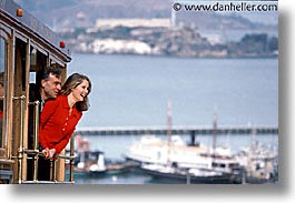 images/California/SanFrancisco/People/CableCar/cable_car-couple0006.jpg