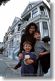 images/California/SanFrancisco/People/Kids/ethan-likes-pizza-2.jpg