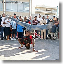images/California/SanFrancisco/People/Men/break-dancers-09.jpg