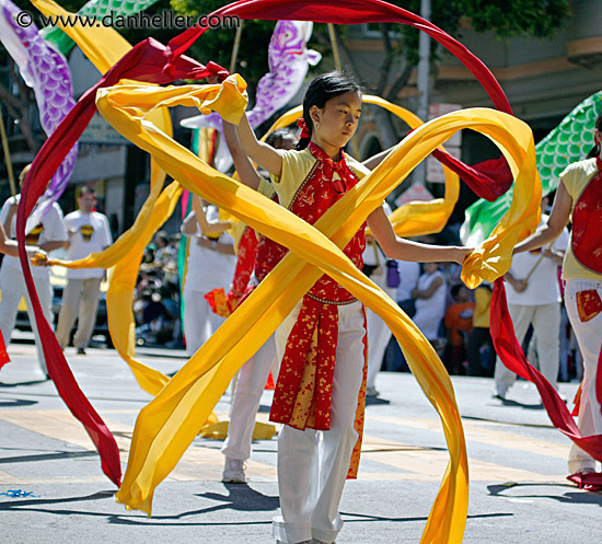 chinese-ribbon-dance-2.jpg