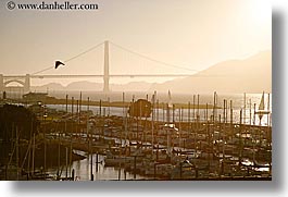 images/California/SanFrancisco/Piers/marina-ggb-sunset-2.jpg