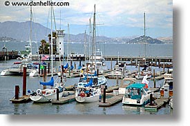 images/California/SanFrancisco/Piers/wharf-boats-3.jpg
