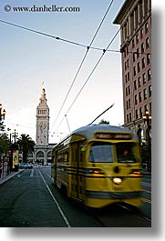 images/California/SanFrancisco/PortSF/market_str-clock-tower-n-bus-1.jpg