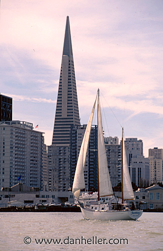 sailboat01.jpg