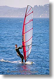 images/California/SanFrancisco/Surfing/windsurfer04.jpg