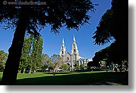images/California/SanFrancisco/WashingtonSquare/st-peter-n-paul-church-1.jpg