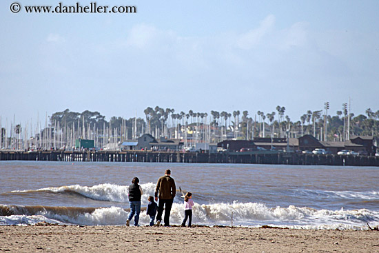 family-beach-n-waves.jpg