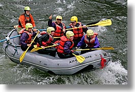 images/California/Sierras/Rafting/people-rafting-09.jpg