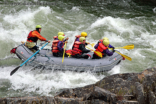 people-rafting-14.jpg