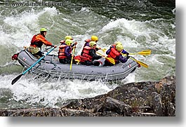 images/California/Sierras/Rafting/people-rafting-14.jpg