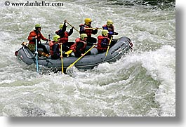 images/California/Sierras/Rafting/people-rafting-18.jpg