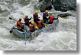 images/California/Sierras/Rafting/people-rafting-20.jpg