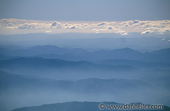 misty-mountain01.jpg