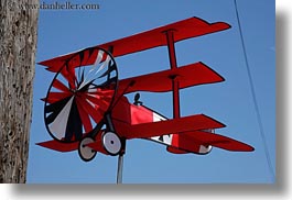 images/California/Sonoma/BodegaBay/Misc/red-baron-airplane-wind-ornament.jpg