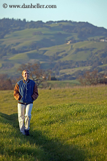 jill-hiking-w-green-hills.jpg