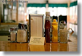 images/California/VirginiaLakes/diner-counter-condiments.jpg