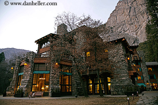 ahwahnee-at-dusk-07.jpg