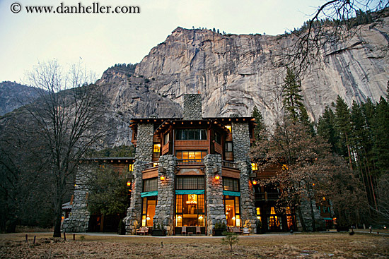 ahwahnee-at-dusk-10.jpg