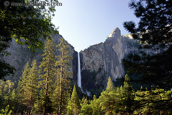 bridalveil-falls-02.jpg